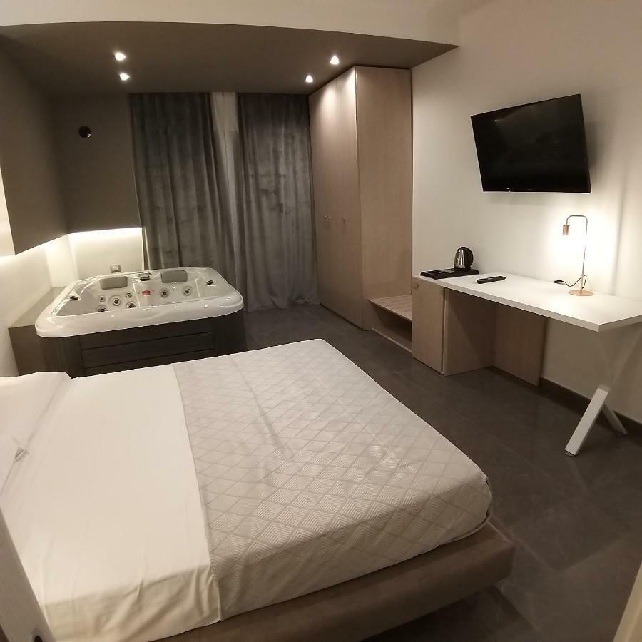 B&B La Rosa Felice Бари Екстериор снимка